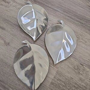 Crate & Barrel Alloy Leaf Appetizer Plates Dishes Set Of 3 New